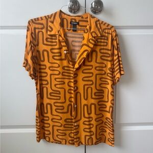 Express Men’s Medium Yellow Organic Pattern Short Sleeve Button Up Shirt